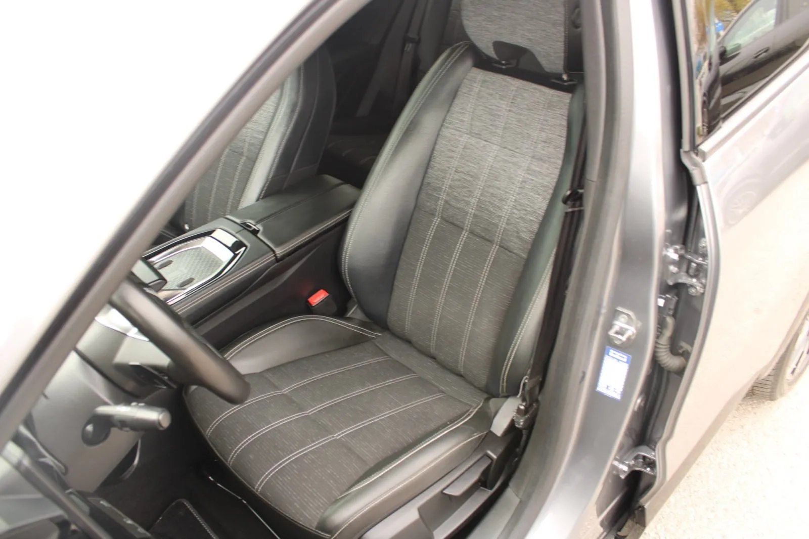 renault austral 1.2 e-tech 200 techno automatik - slika 10