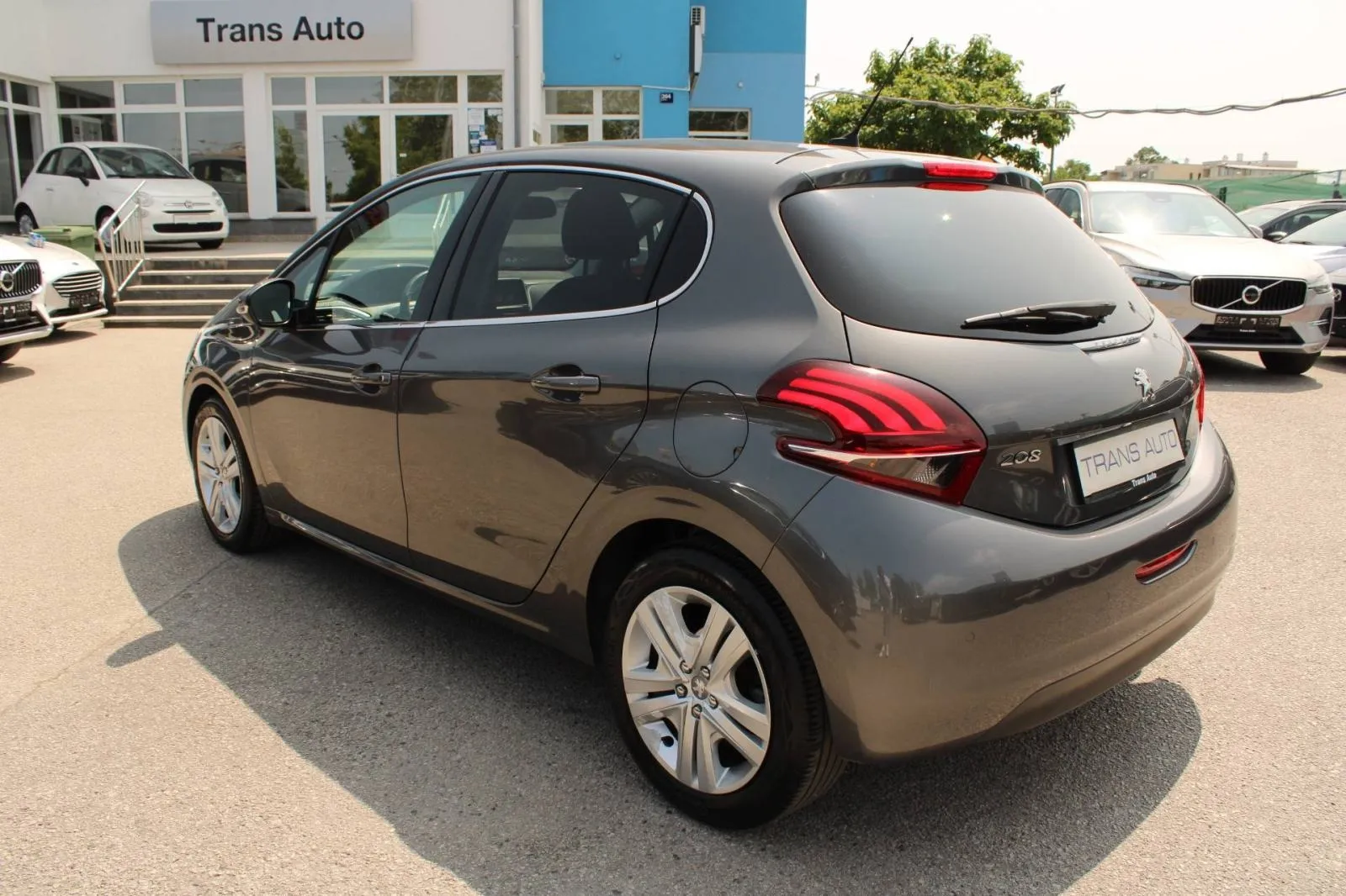 peugeot 208 1.5 hdi allure *navigacija* - slika 13