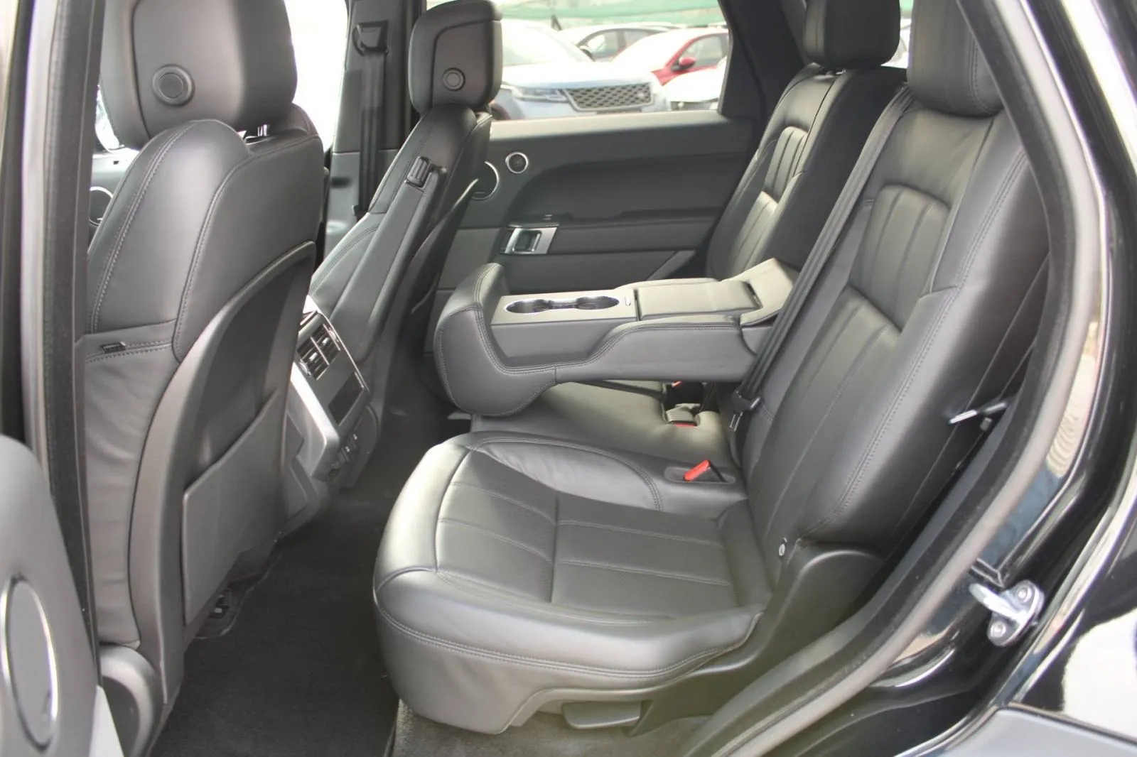 land rover range rover sport 3.0 sdv6 hse dynamic - slika 11