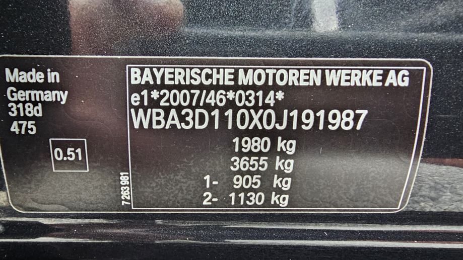 bmw serija318d,automatic klima,navigacija,alu 18,odličan,reg.3/2026 - slika 10