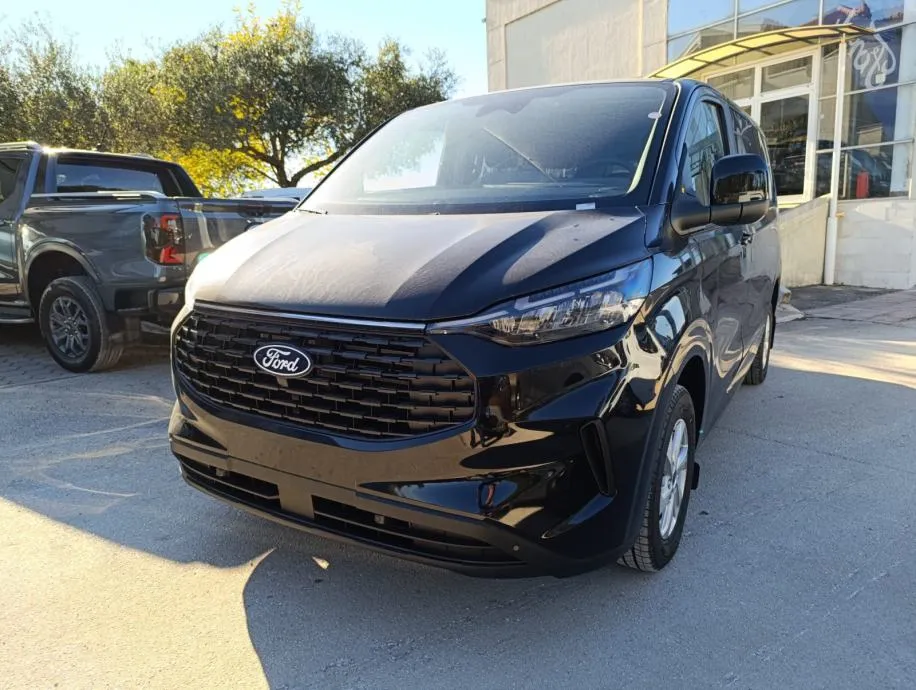 Ford Tourneo Custom 2.0 TDCI SWB 136 KS - Zadar