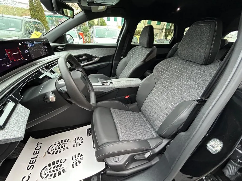 peugeot 5008 allure hybrid - 2025 - novi model - 15.000km - reg 1 god! - slika 11