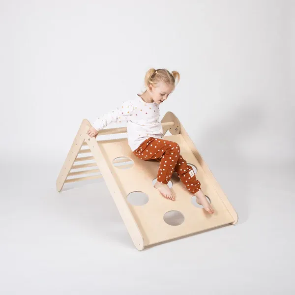 2-u-1 montessori trokut za penjanje - slika 10