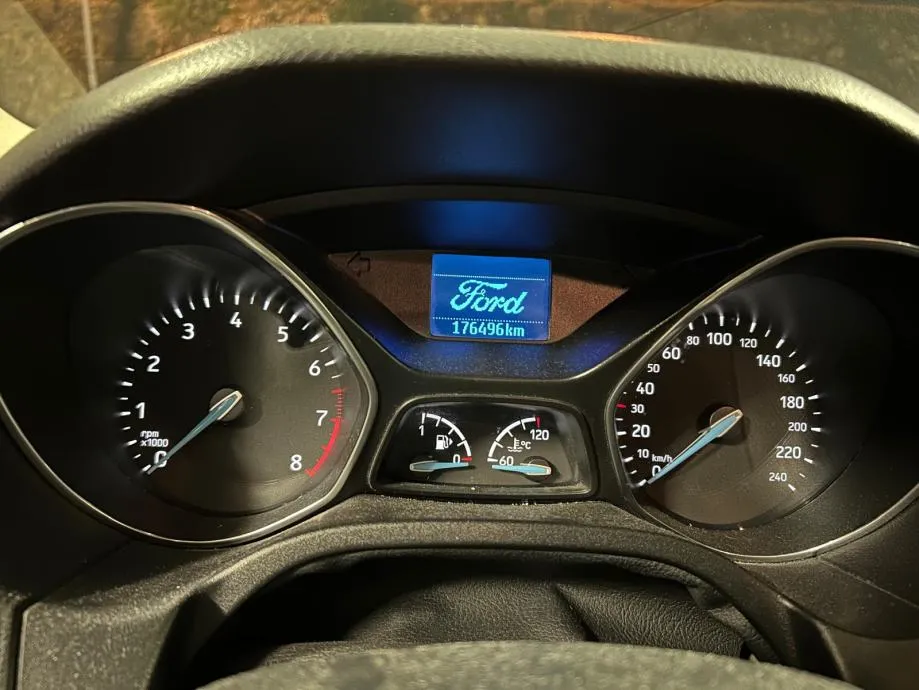 ford focus 1,0 - slika 11