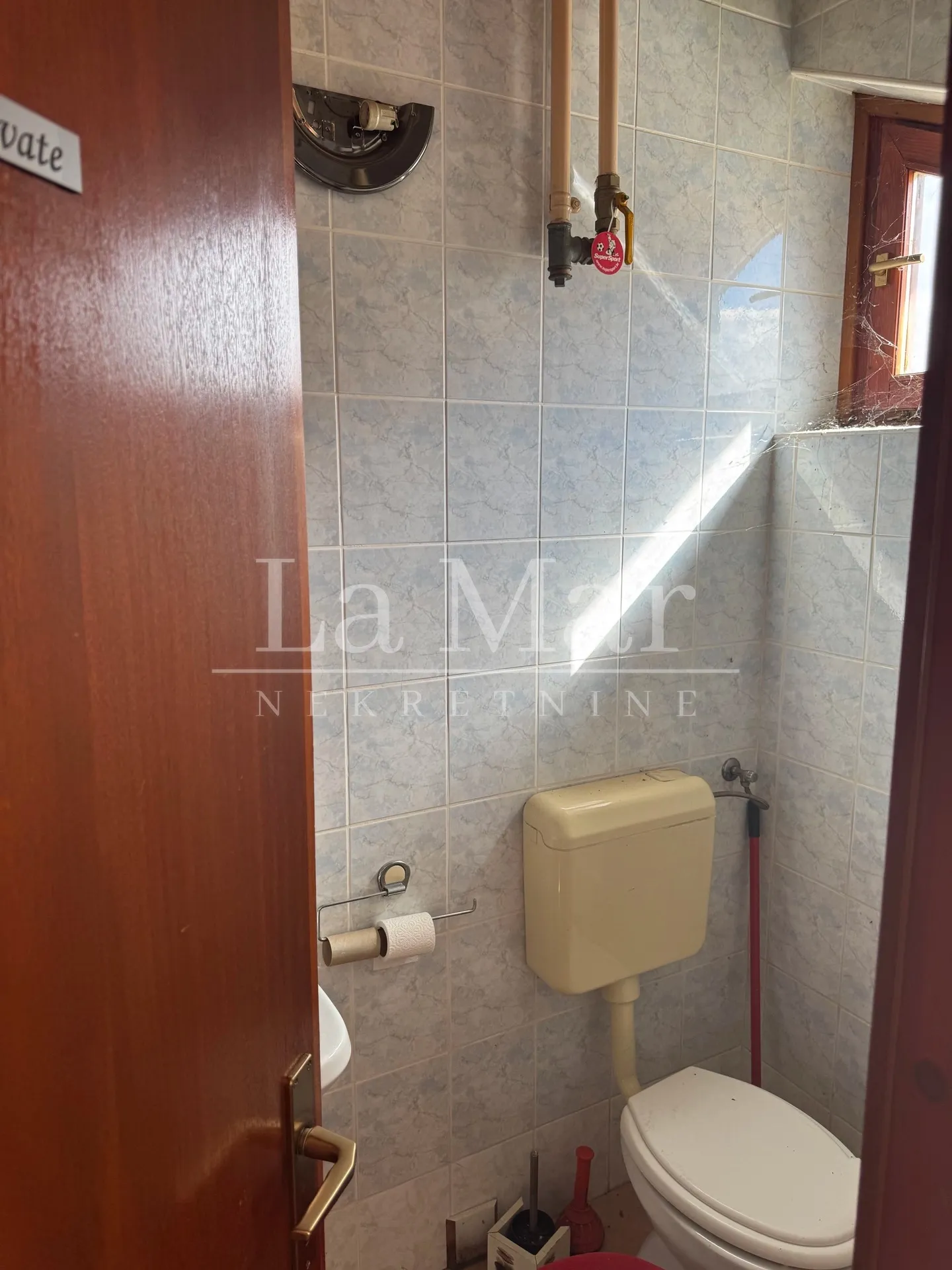 harmica - poslovno-stambeni objekt -535,16 m2 - slika 12