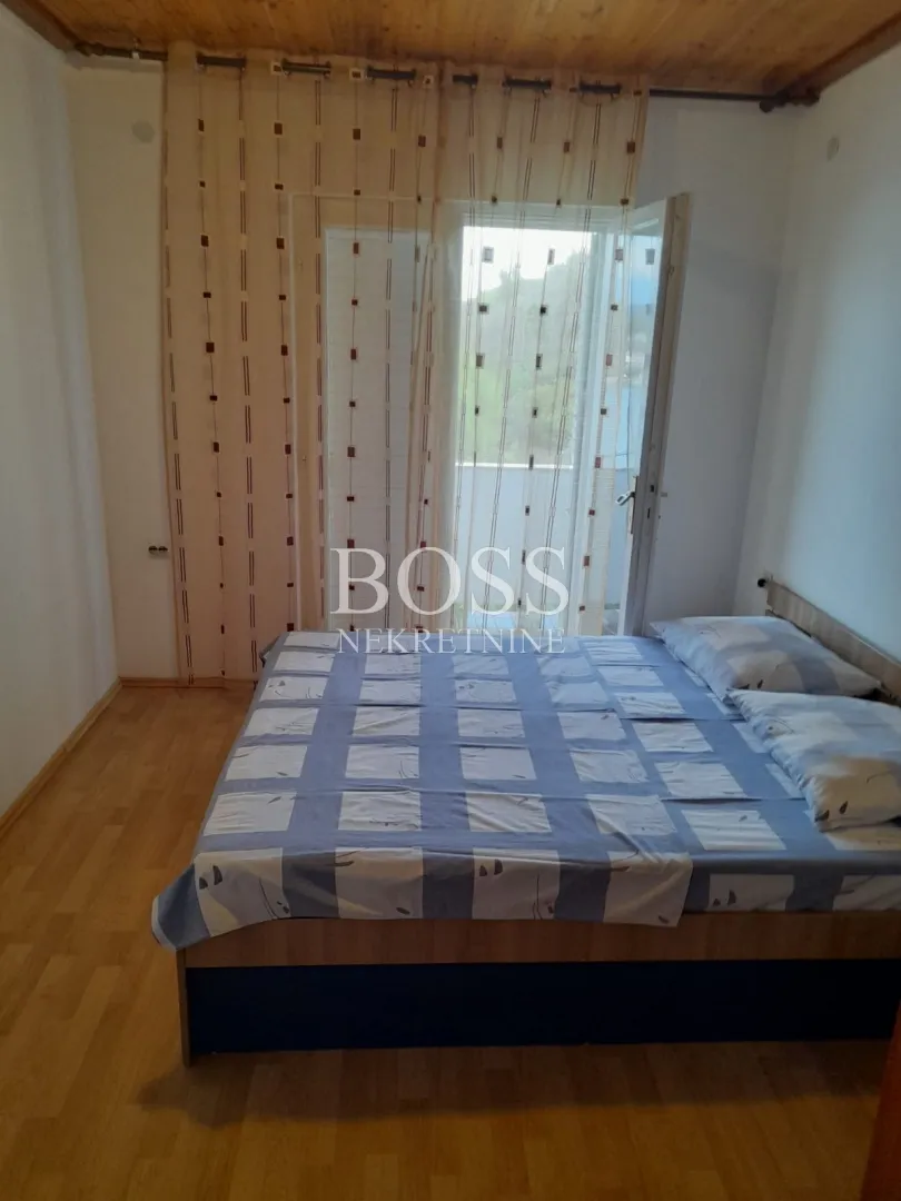 rab, samostojeća kuća 320m2, prilika! - slika 9