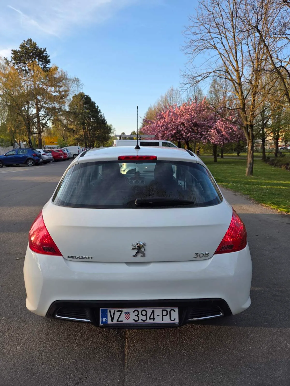 peugeot 308 1,4 vti 2010 godina - slika 2