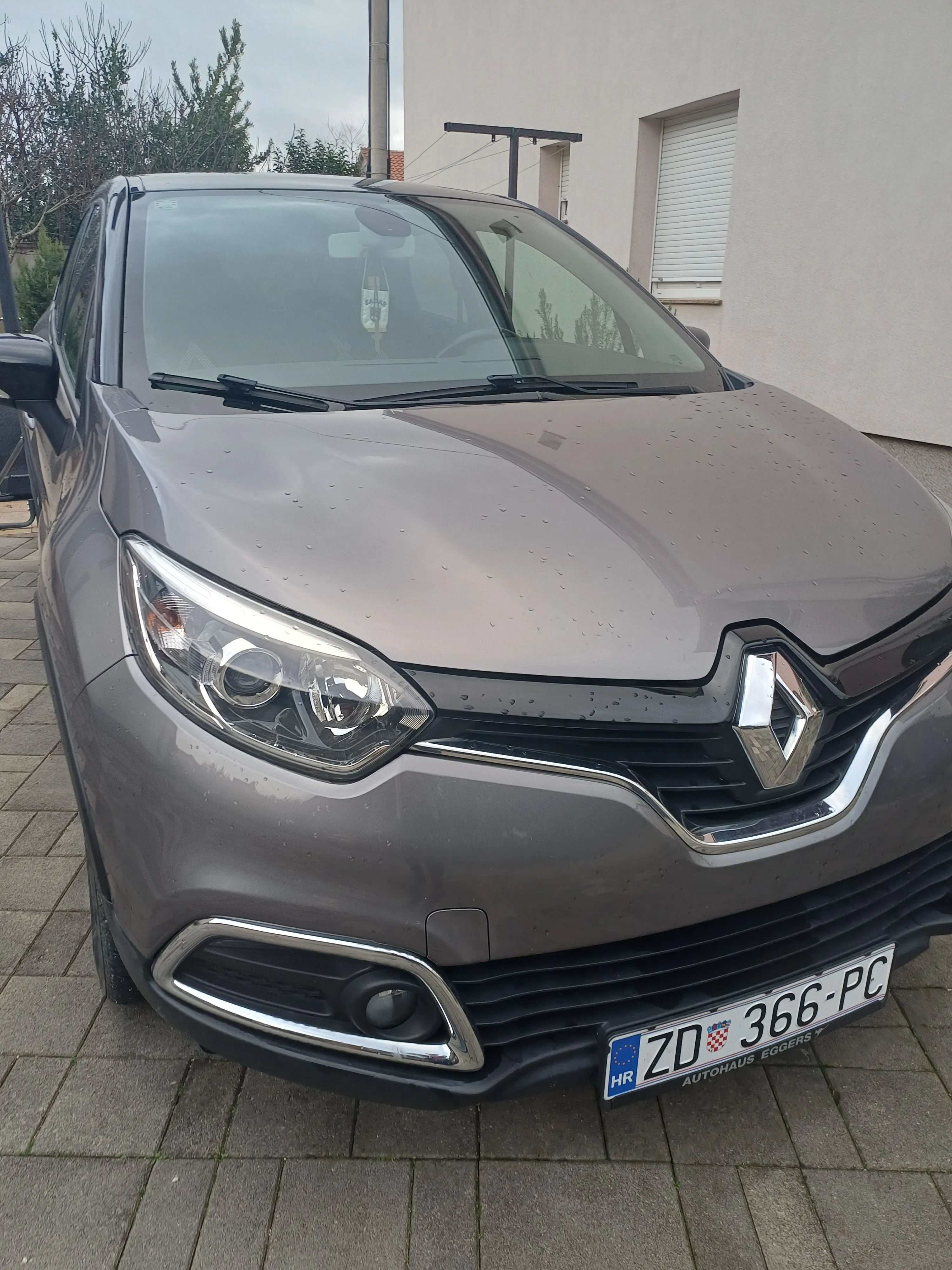 Prodaje se renault captur 1.5 dci - Zadar