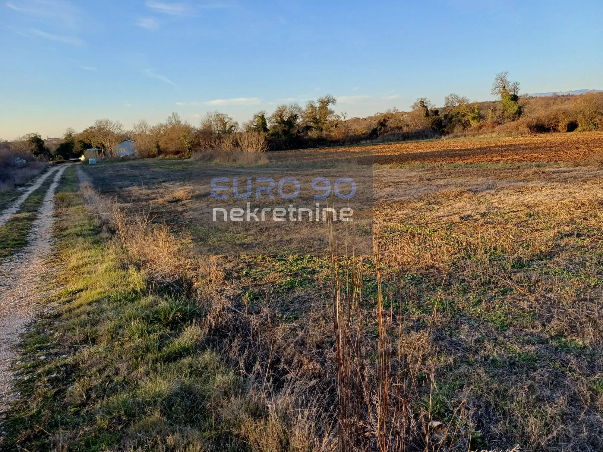murvica-poljoprivredno zemljište 2764 m2 !!! - slika 1