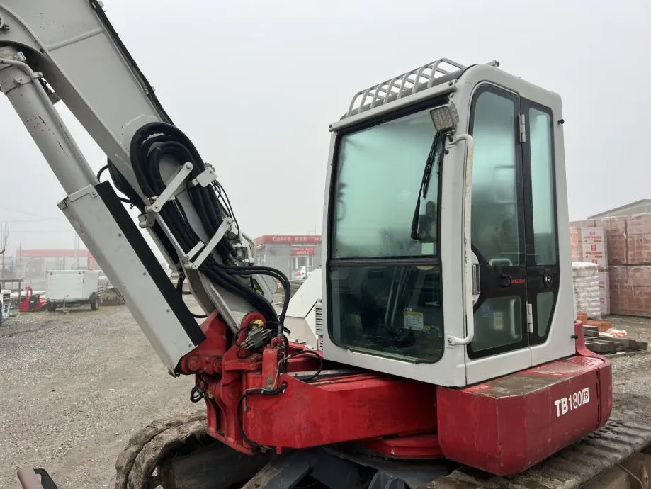 bager takeuchi tb180fr - slika 18