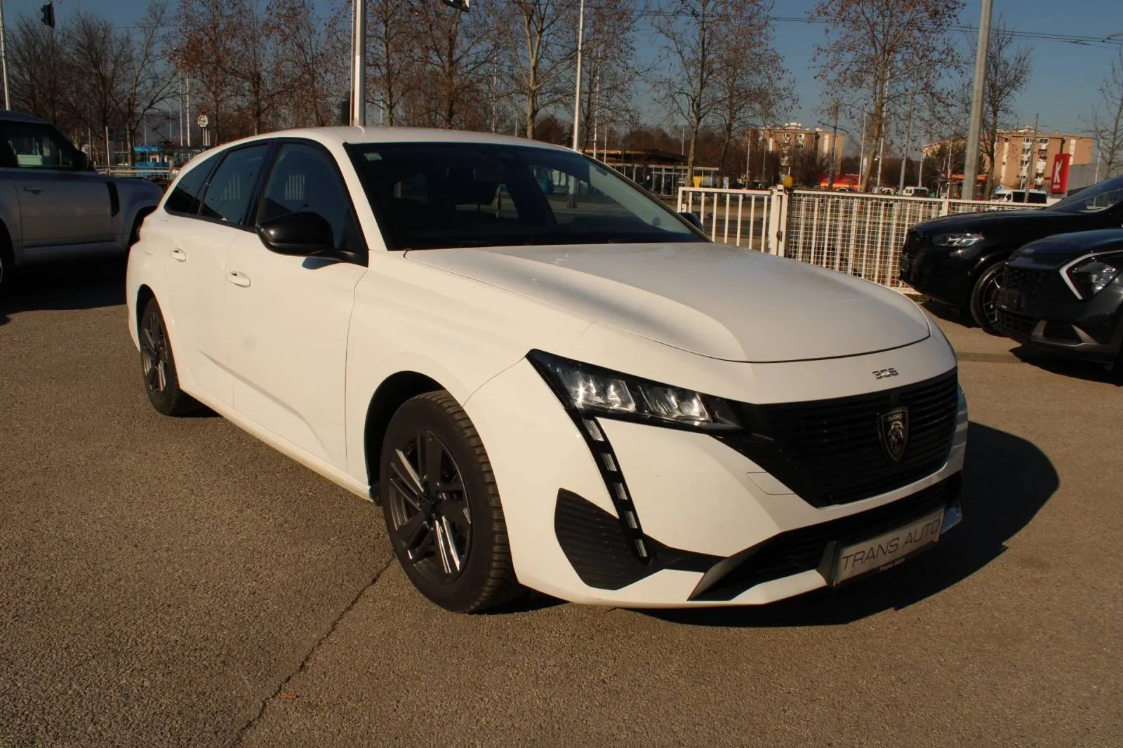 peugeot 308 sw 1.2 active business - slika 3