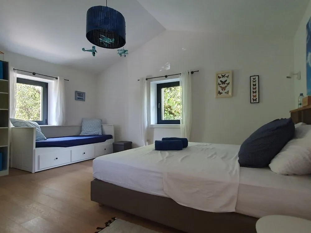 kuća: poreč, 349 m2, villa s bazenom, ljetnom kuhinjom, dupla garaža - slika 23