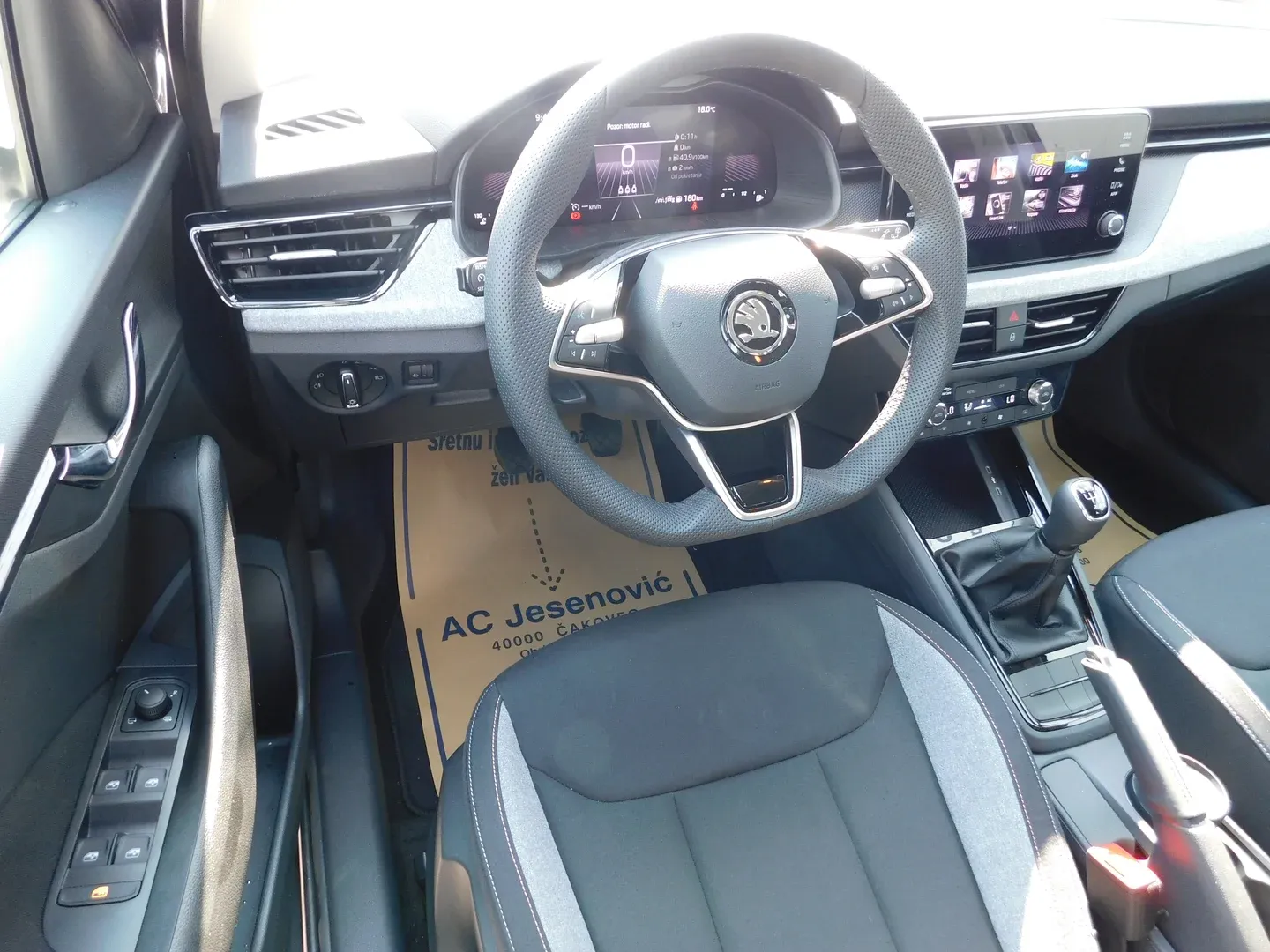 11786 škoda kamiq fl selection 1.0 tsi - slika 9