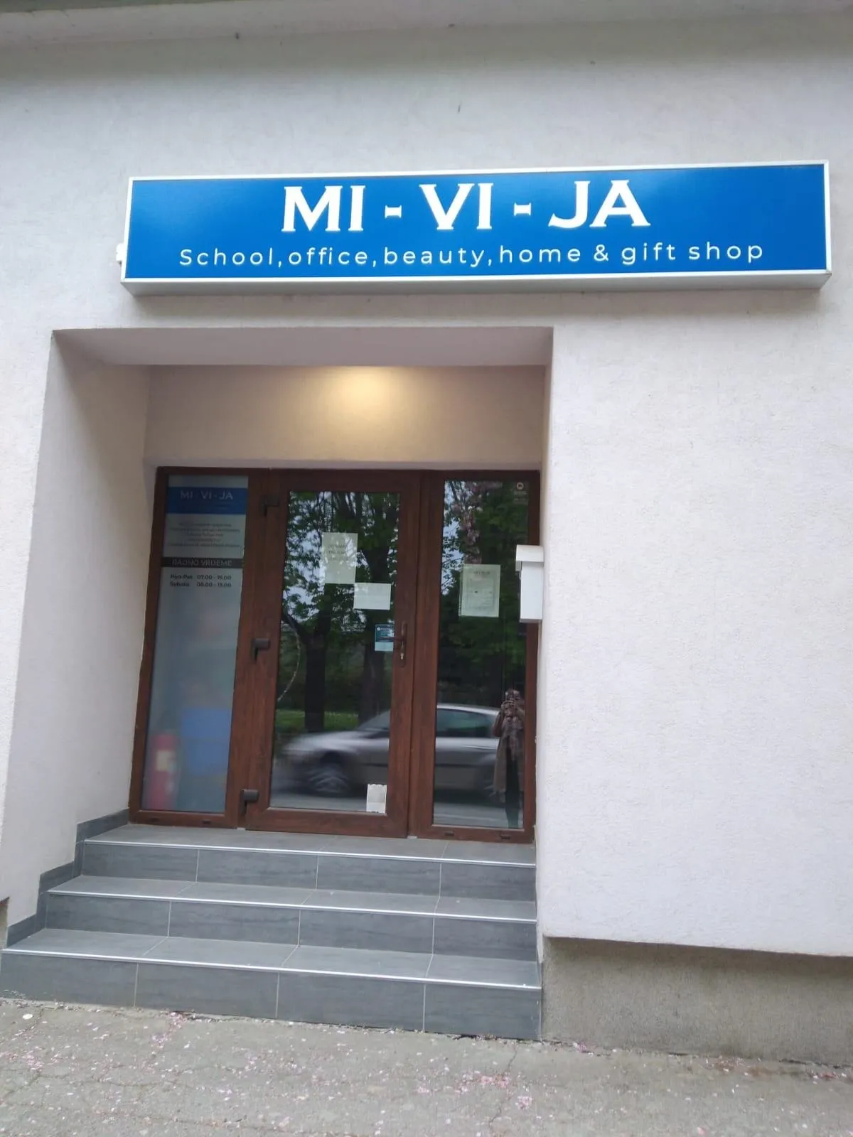 poslovni prostor: donja stubica, centar, ulični lokal, 73 m2 (prodaja) - slika 4