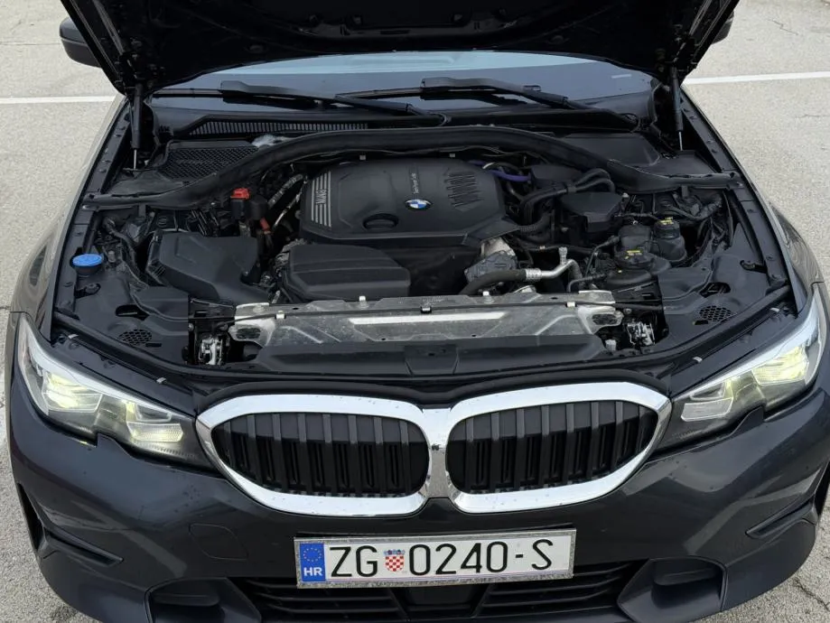 bmw 320d t reg.01/27 *bez ulaganja, odlično stanje* - slika 18