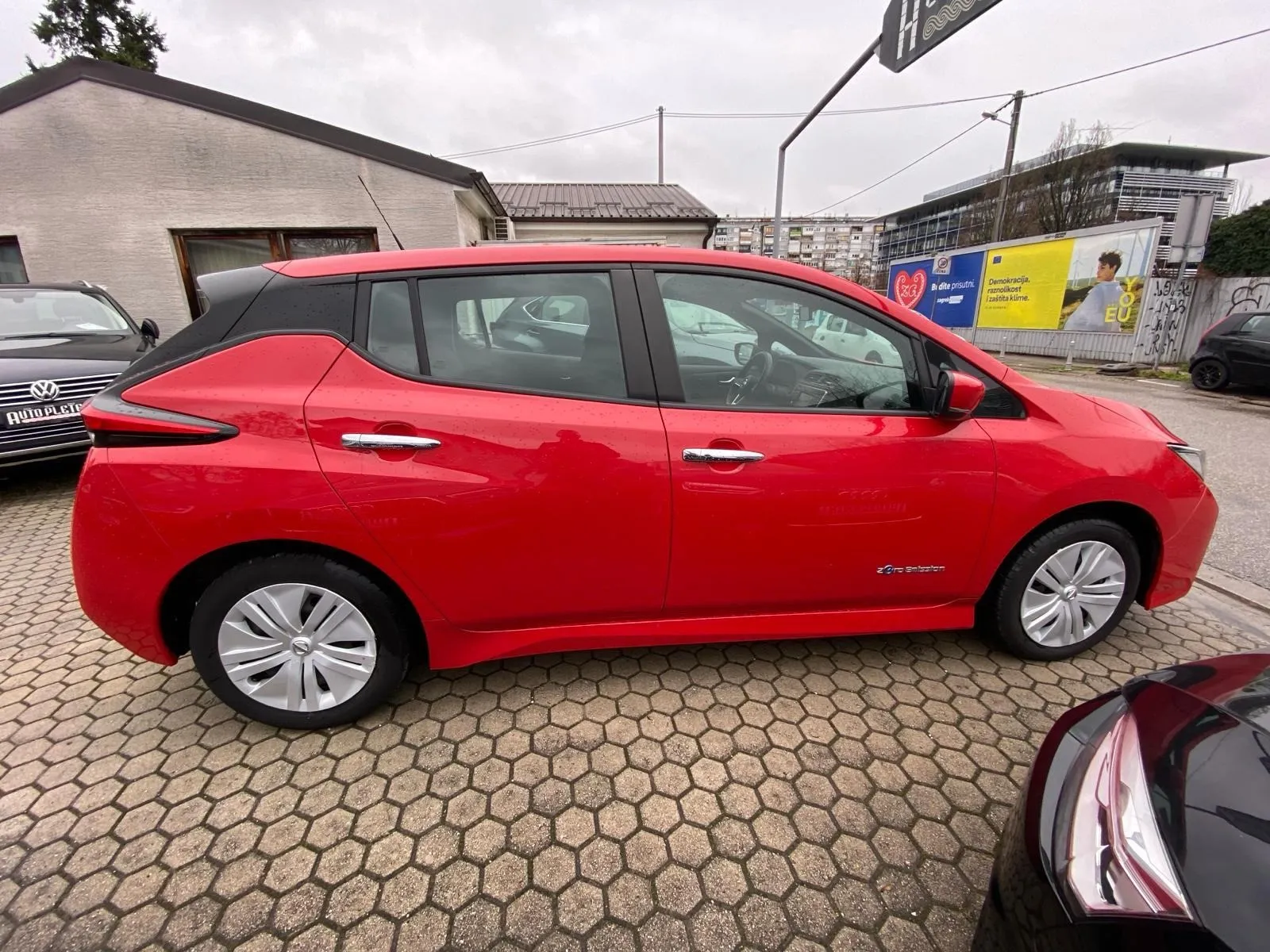 nissan leaf 40 kwh automatik, navi, kamera, 4x garancija!!! - slika 16