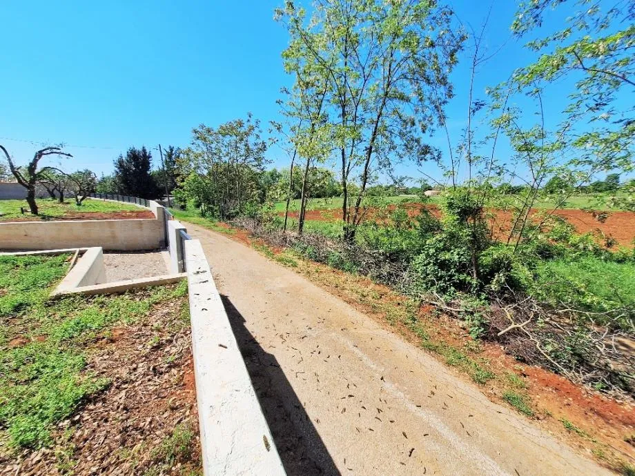 istra, 3km od barbana, građ. zemljište 1000 m2 na idiličnoj lokaciji!! - slika 4