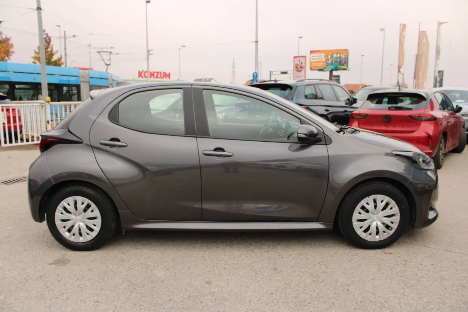 mazda 2 1.5 hybrid automatik - slika 4