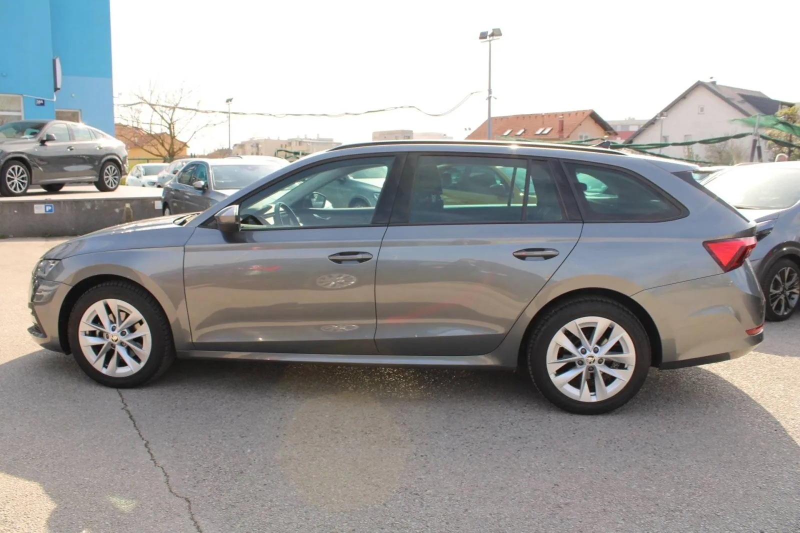 škoda octavia combi 2.0 tdi dsg 150ks *led, navigacija* - slika 8