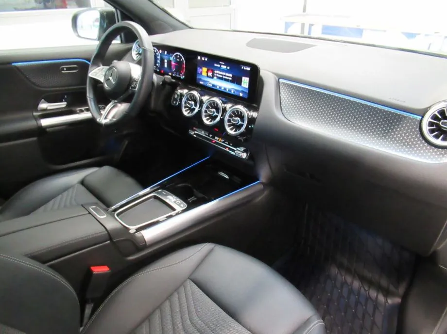 mercedes-benz gla 200 d progressive advanced plus **3 godine jamstva** - slika 7