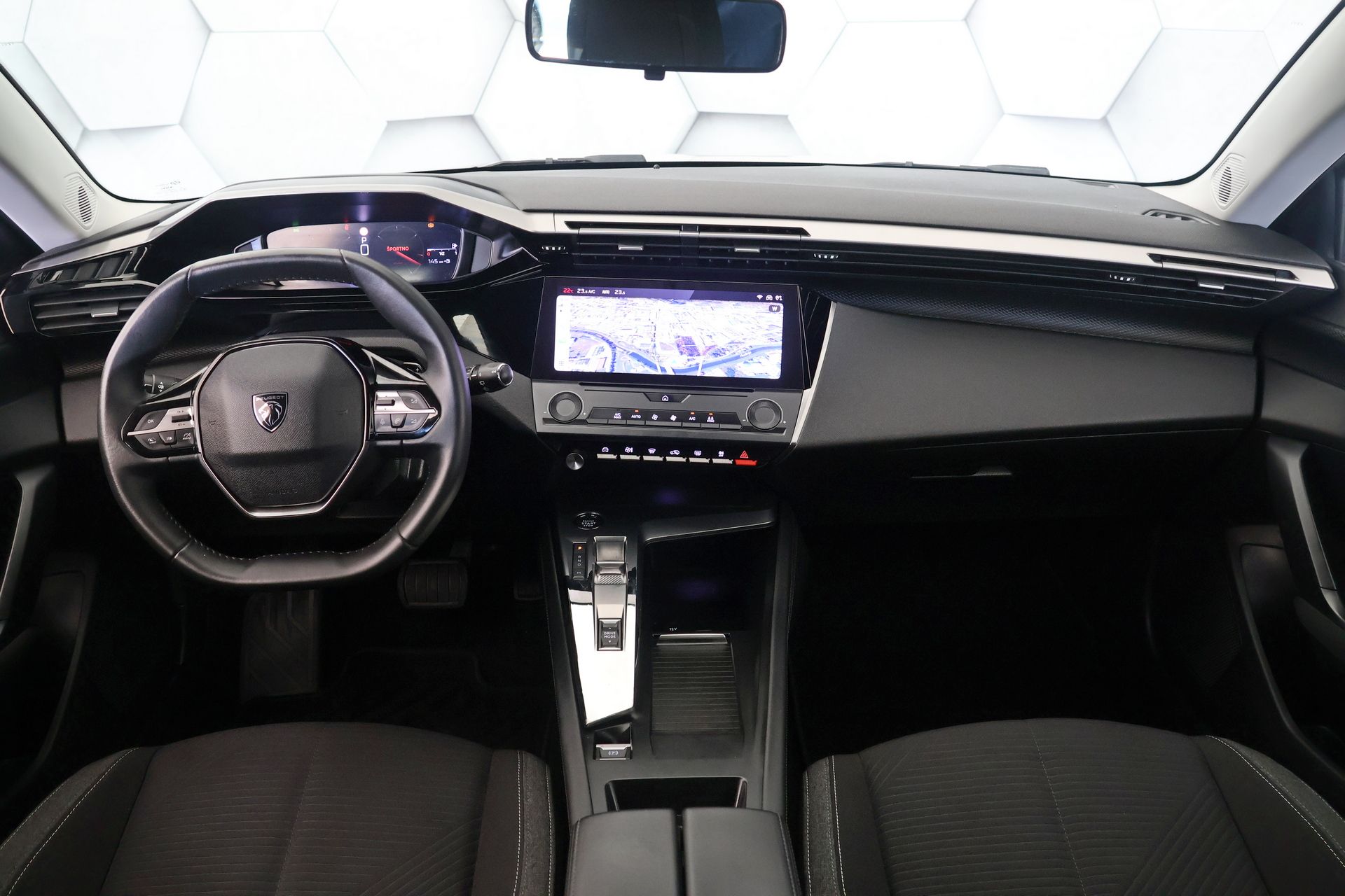 peugeot 308 sw 1.5bluehdi at8 130km full led virtual cockpit - slika 7