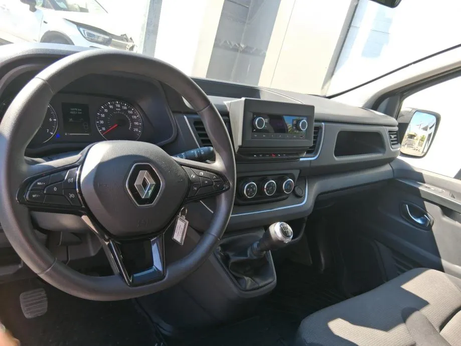 renault trafic grand zen dci 110 / vozila u dolasku, 2024 god. - slika 18