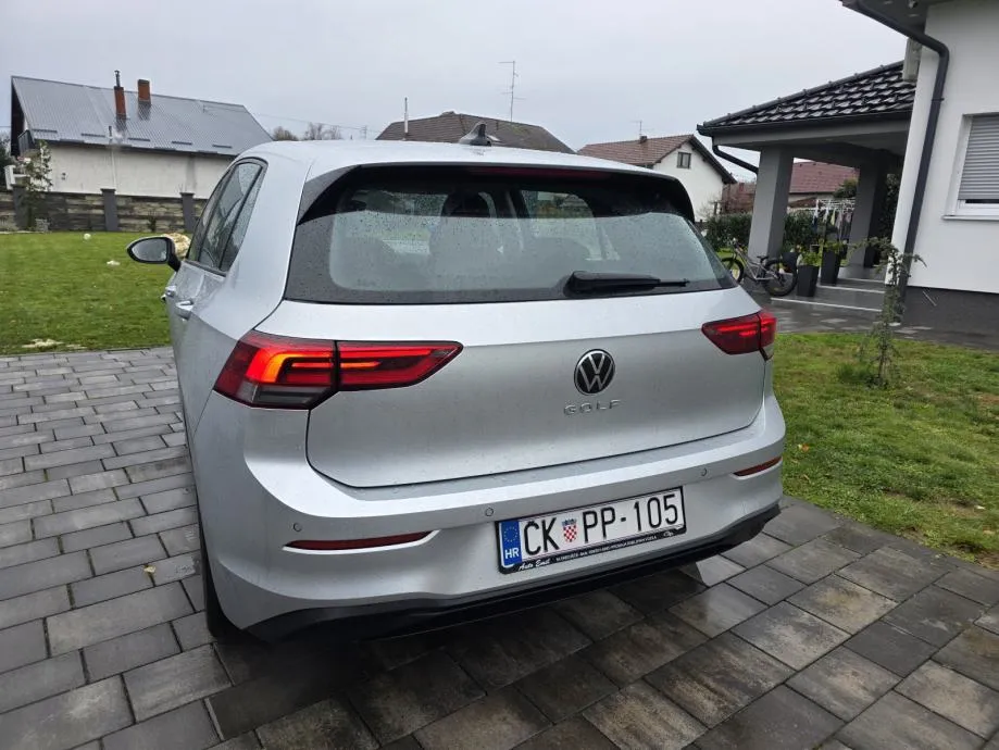 vw golf 8 1,5 tsi - slika 8