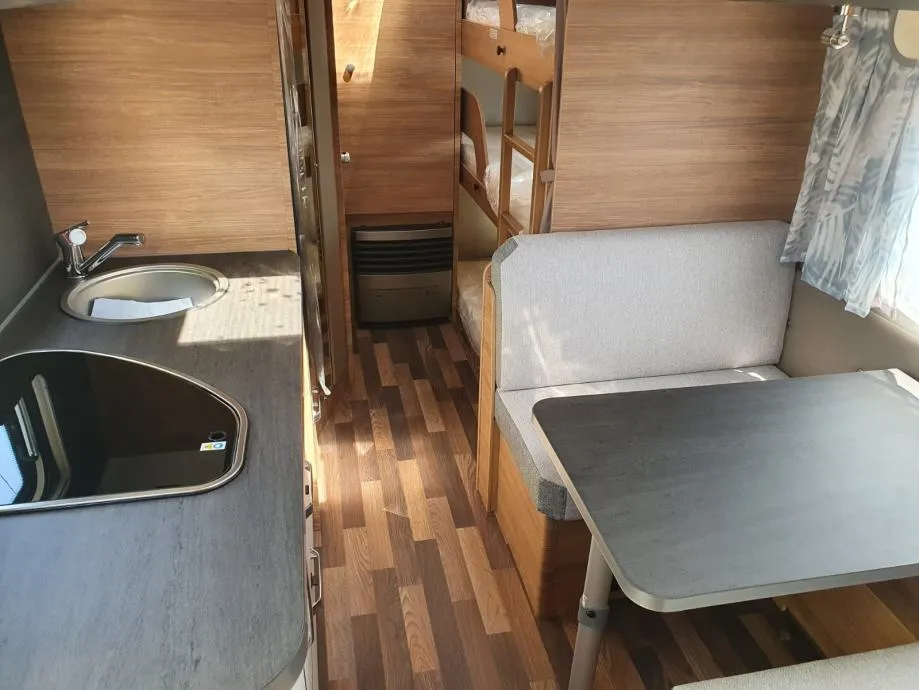 nova kamp prikolica weinsberg caraone 550qdk - "tvorničko jamstvo" - slika 13