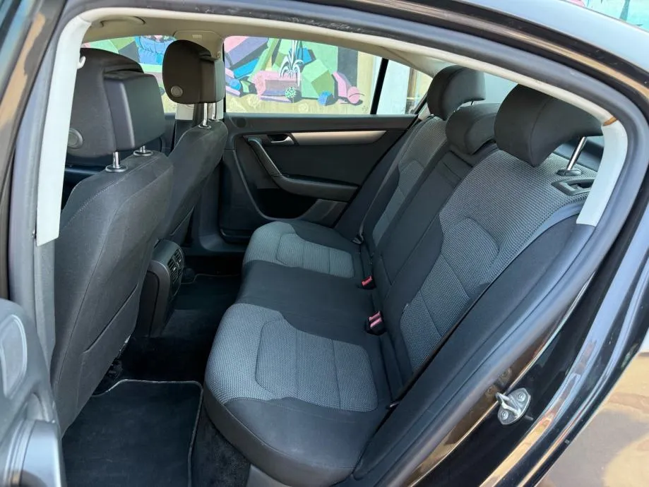 vw passat 2,0 tdi - slika 8