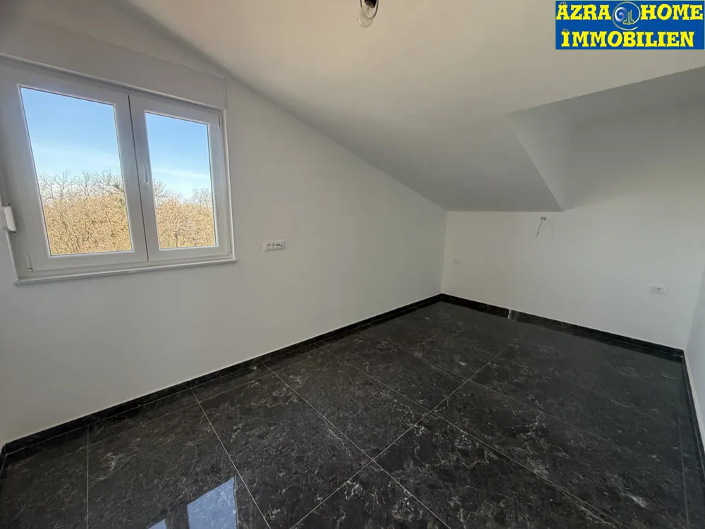 novi stan u potkrovlju, 109m2, 9 km od mora - slika 11