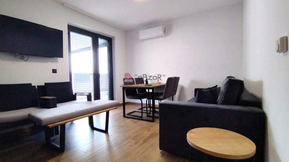petrčane-punta radman, tri namještena apartmana+wellness+dvorište - slika 4