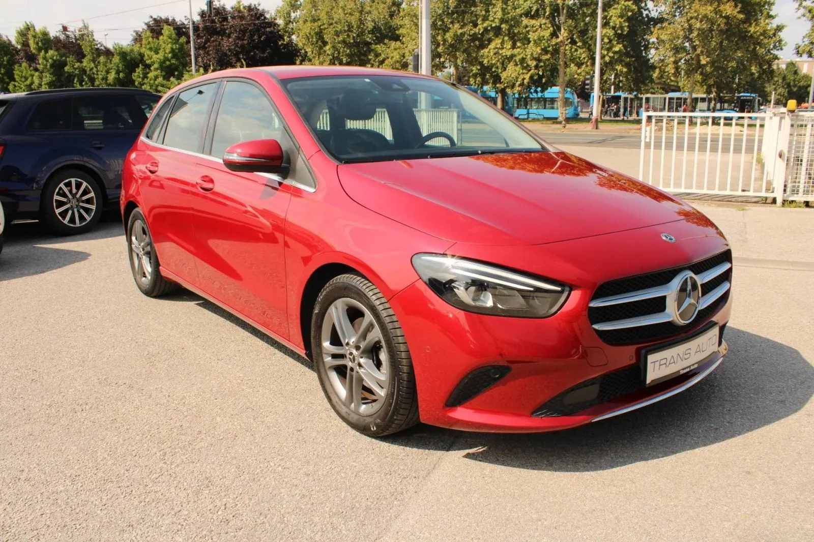 mercedes-benz klasa b 180d autoamtik *led, navigacija, kamera* - slika 3