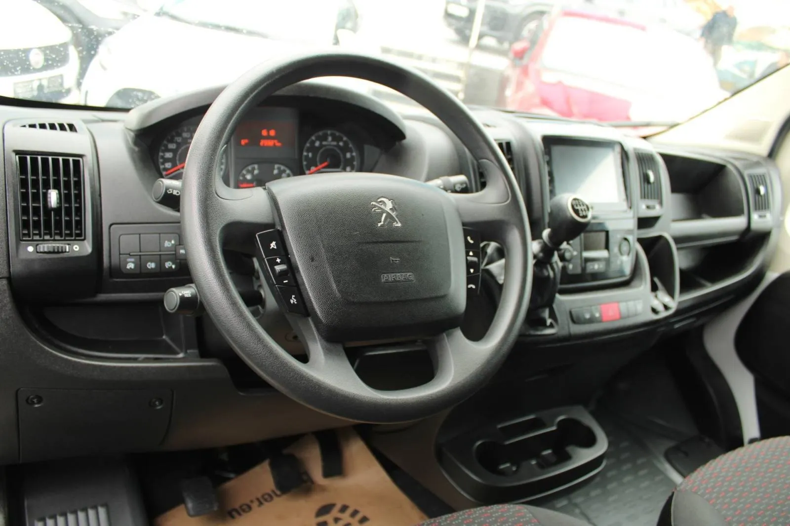 peugeot boxer 2.2 hdi l2h2, 2024 god. - slika 12