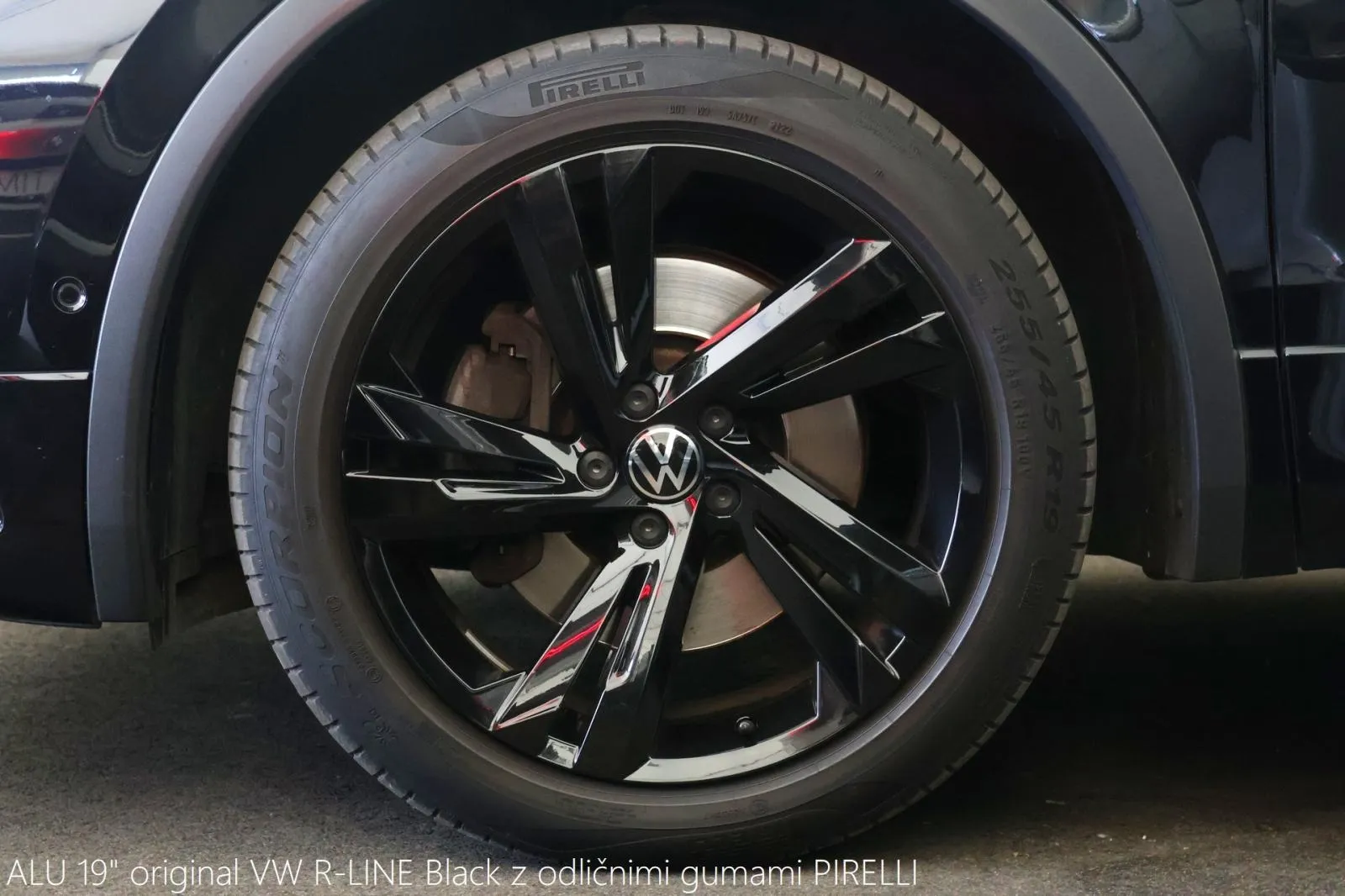 volkswagen tiguan 2.0tdi 4-motion dsg r-line 200km virtual kamera - slika 20