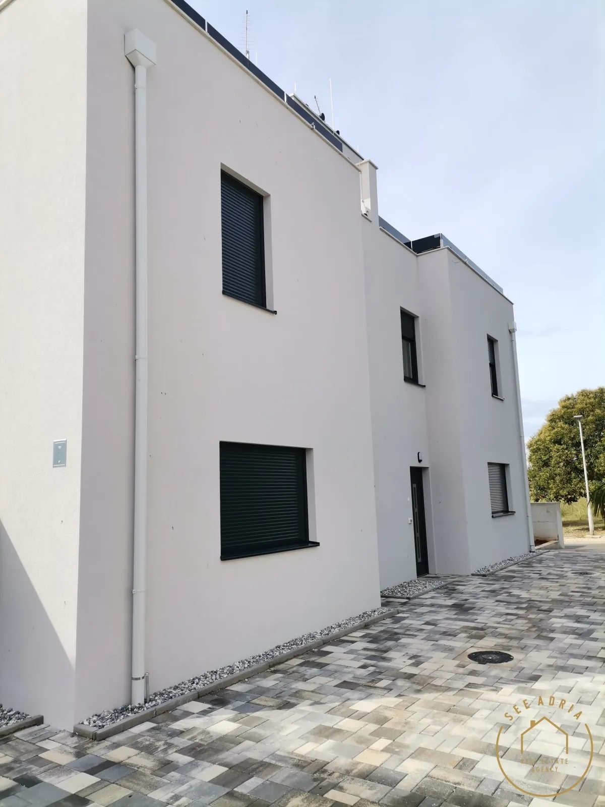 kuća u nizu na top lokaciji, novigrad - slika 4