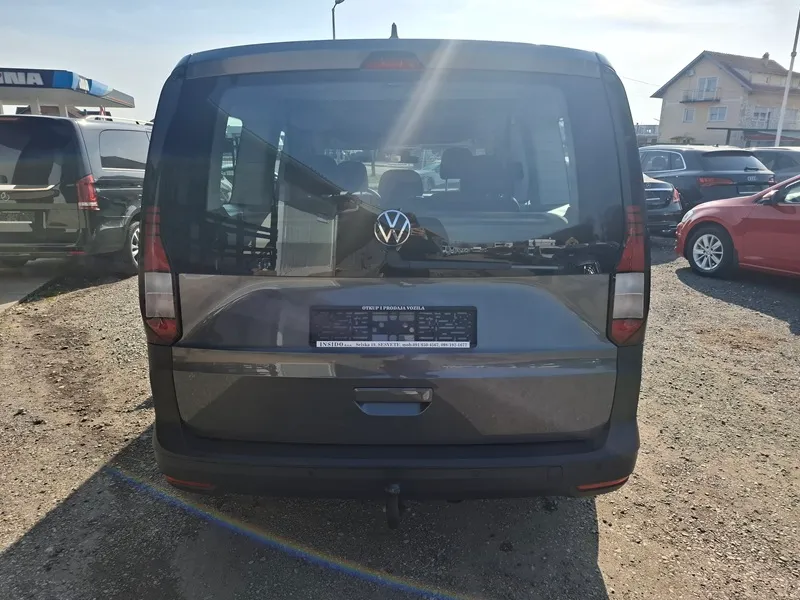 volkswagen caddy 2.0 tdi*maxi*klima*tempomat*5sjedala* - slika 6