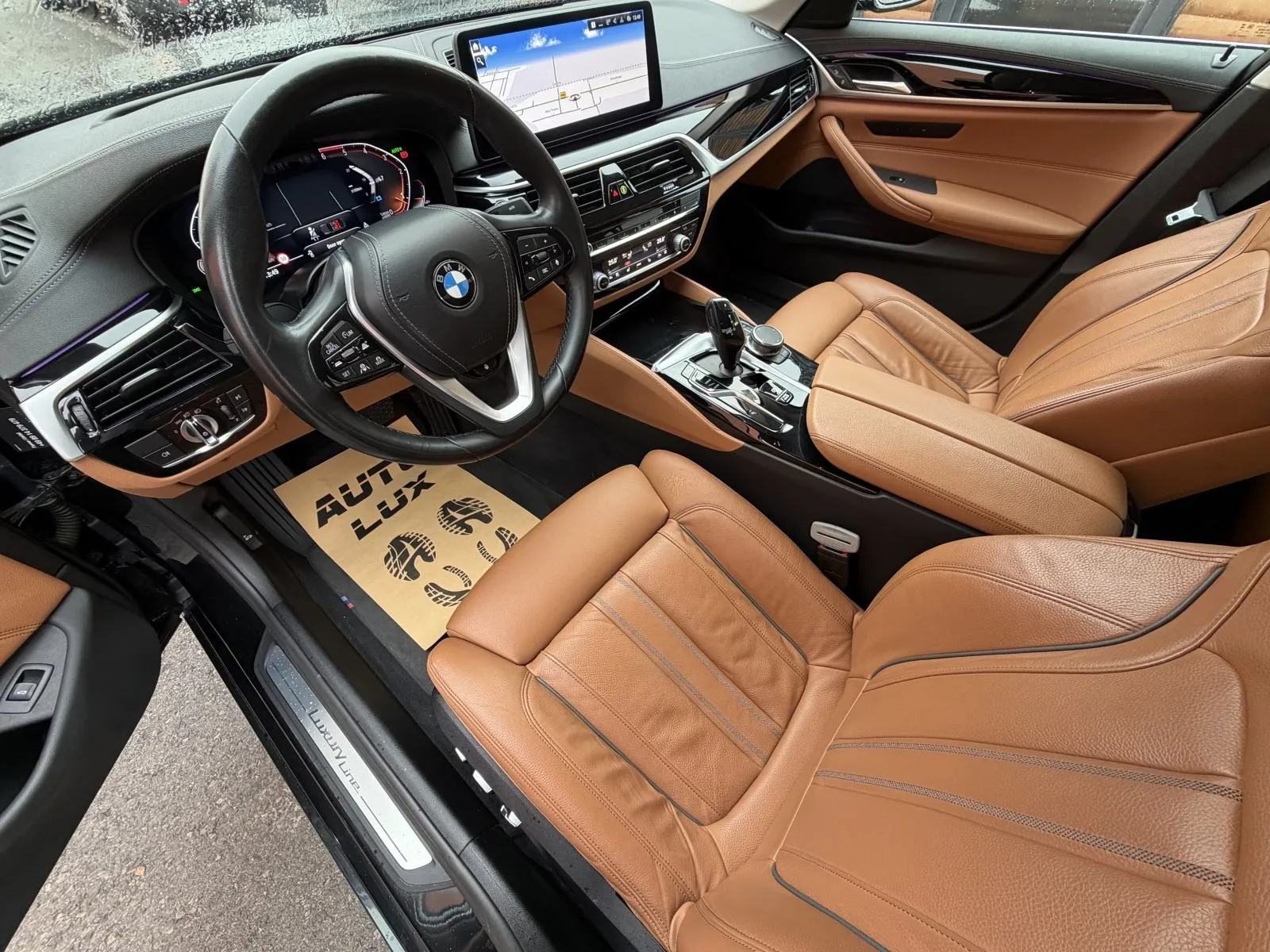 bmw serija 5 530d automatik•2023.g.•laser•kamera•leasing - slika 8