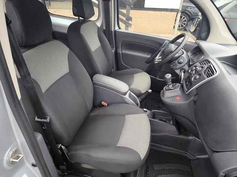 renault kangoo 1.5 dci*95ks*maxi*5sjedala*klima*navigacija* - slika 14