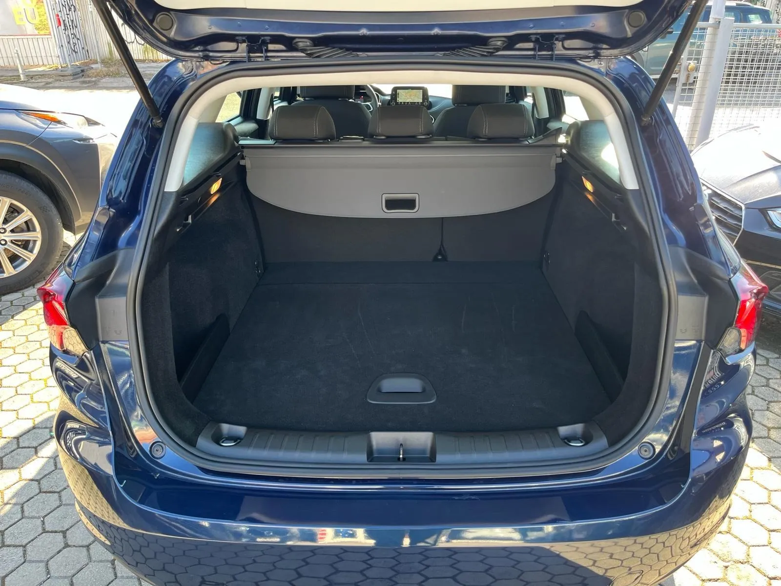 fiat tipo 1,6 multijet sw, navi, kamera, tempomat, 4x garancija!!! - slika 16