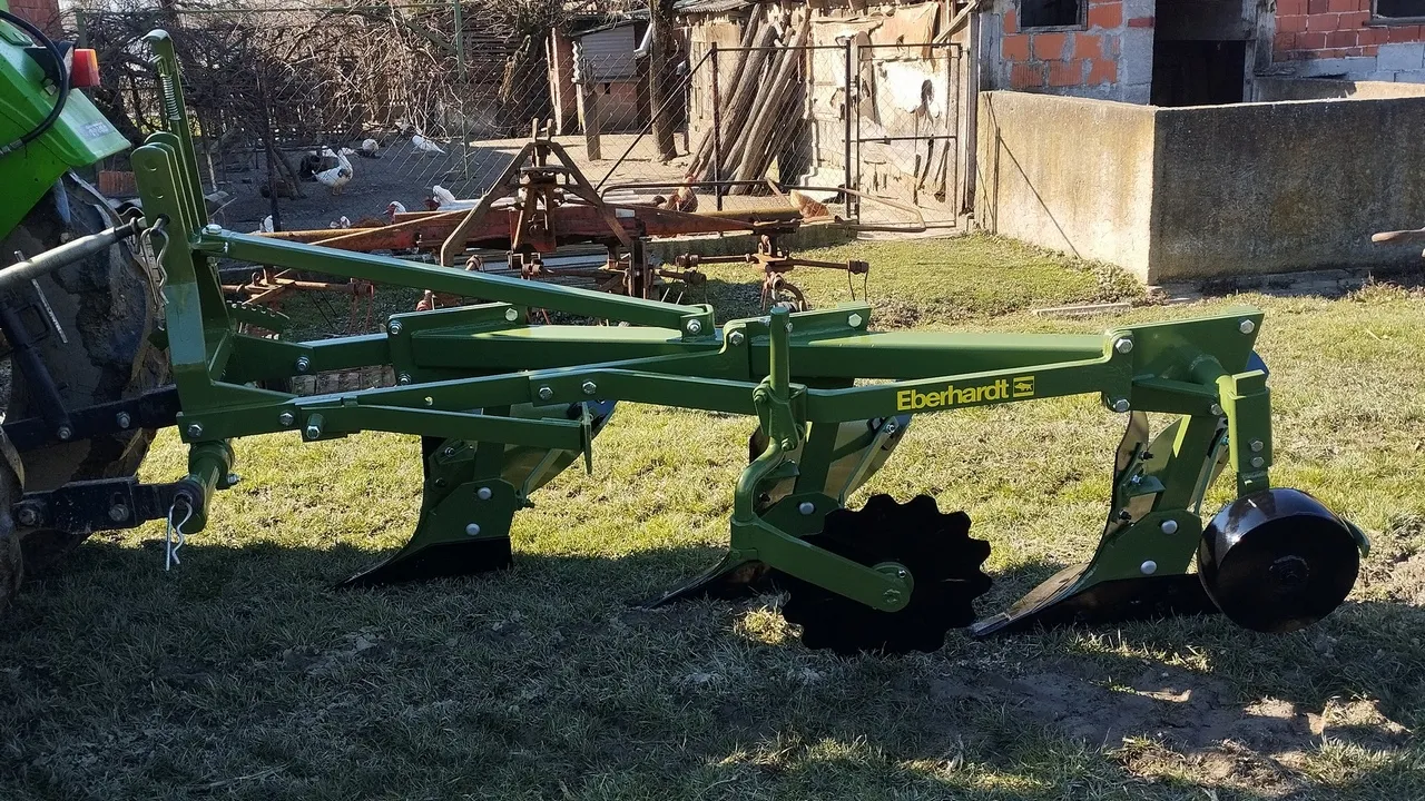 plug trobrazni - slika 2