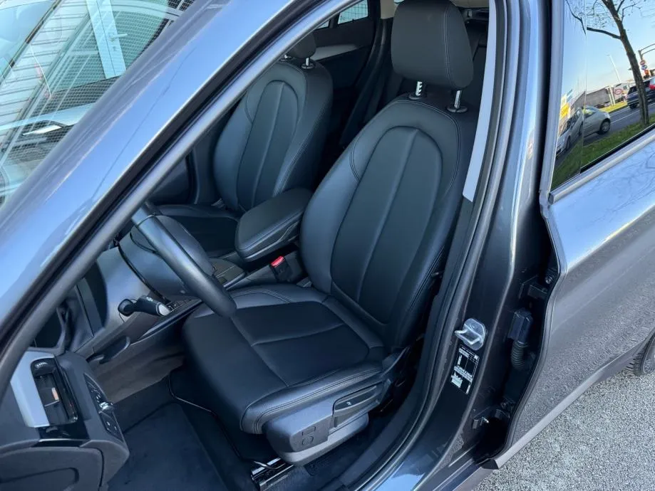 bmw x1 sdrive18d velika navigacija°kamera°led°koža°leasing bez učešća° - slika 19