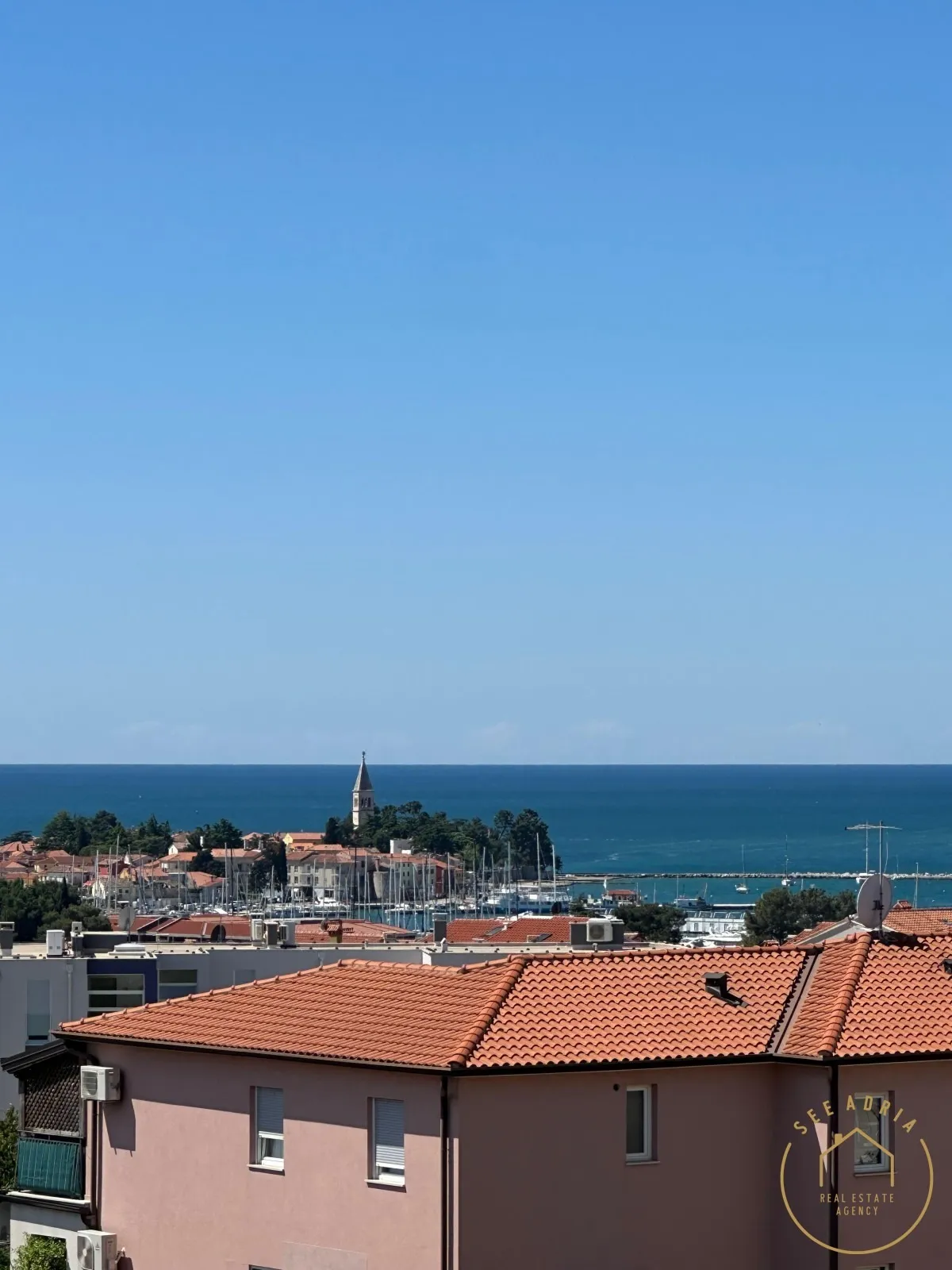 dvosoban stan sa prekrasnim pogledom na more - slika 18