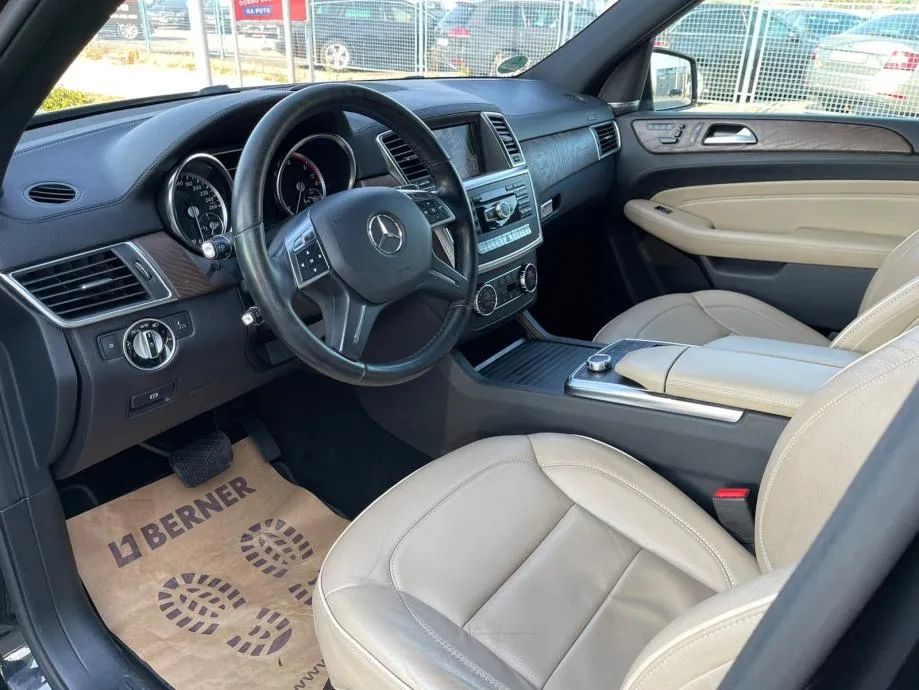 ••mercedes ml 350 cdi 4matic, amg, full oprema•• - slika 12