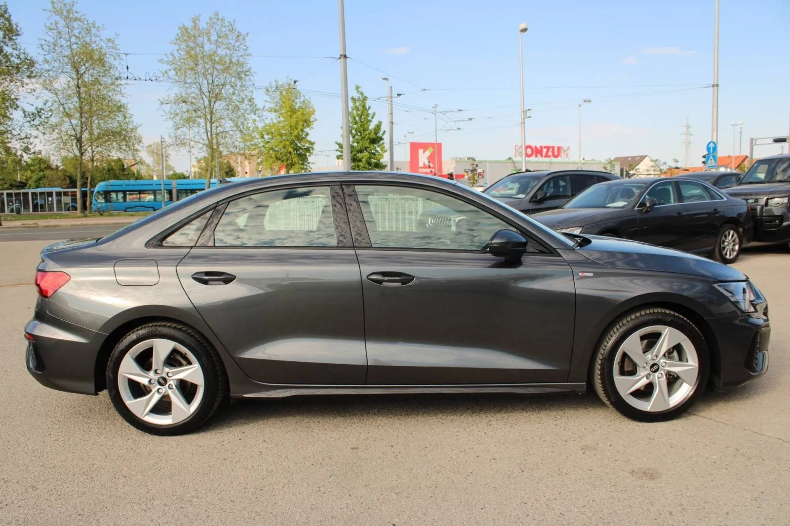 audi a3 limousine 30tdi s-tronic s-line *navigacija* - slika 4