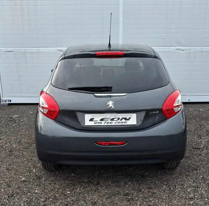 peugeot 208 1,2 vti, 2014 g, 94000, kartice 24/36 rata - slika 4