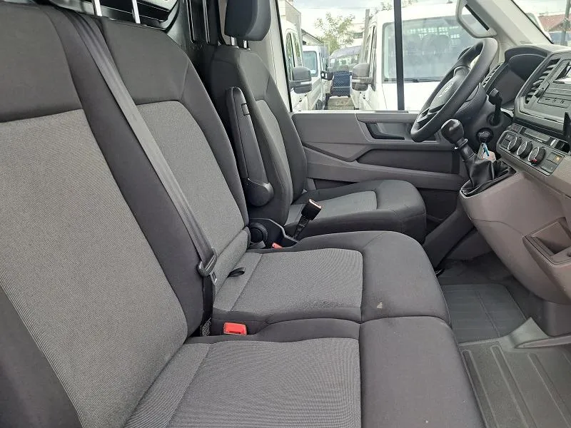 volkswagen crafter 2.0 tdi*140ks*klima*krovni nosači* - slika 13