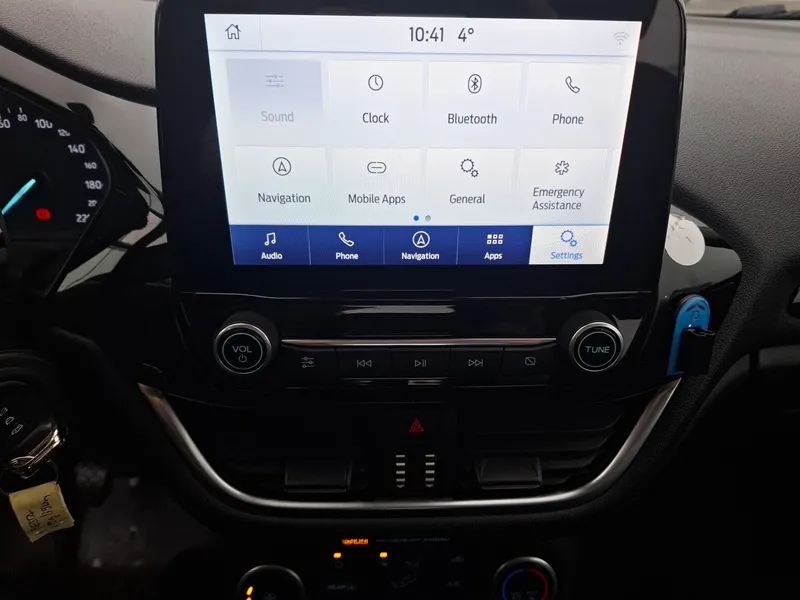 ford fiesta 1,0 ecoboost*100ks*climatronic*navigacija*park.kamera* - slika 14