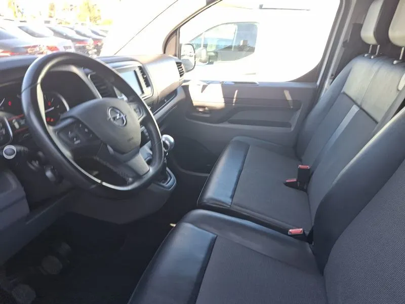 opel vivaro 2.0 cdti*122ks*hladnjača*klima*park.kamera* - slika 13