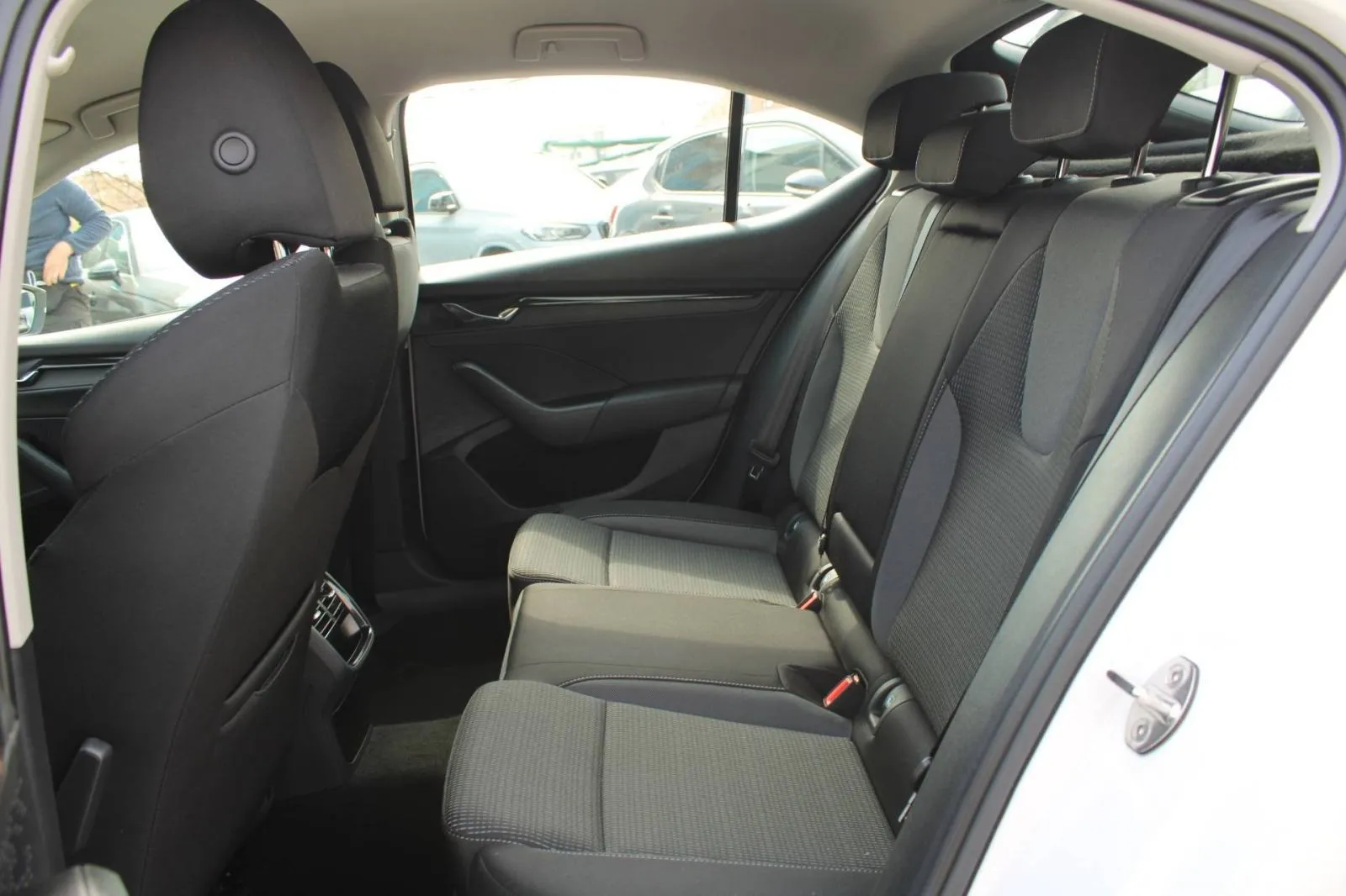 škoda octavia 2.0 tdi dsg - slika 14