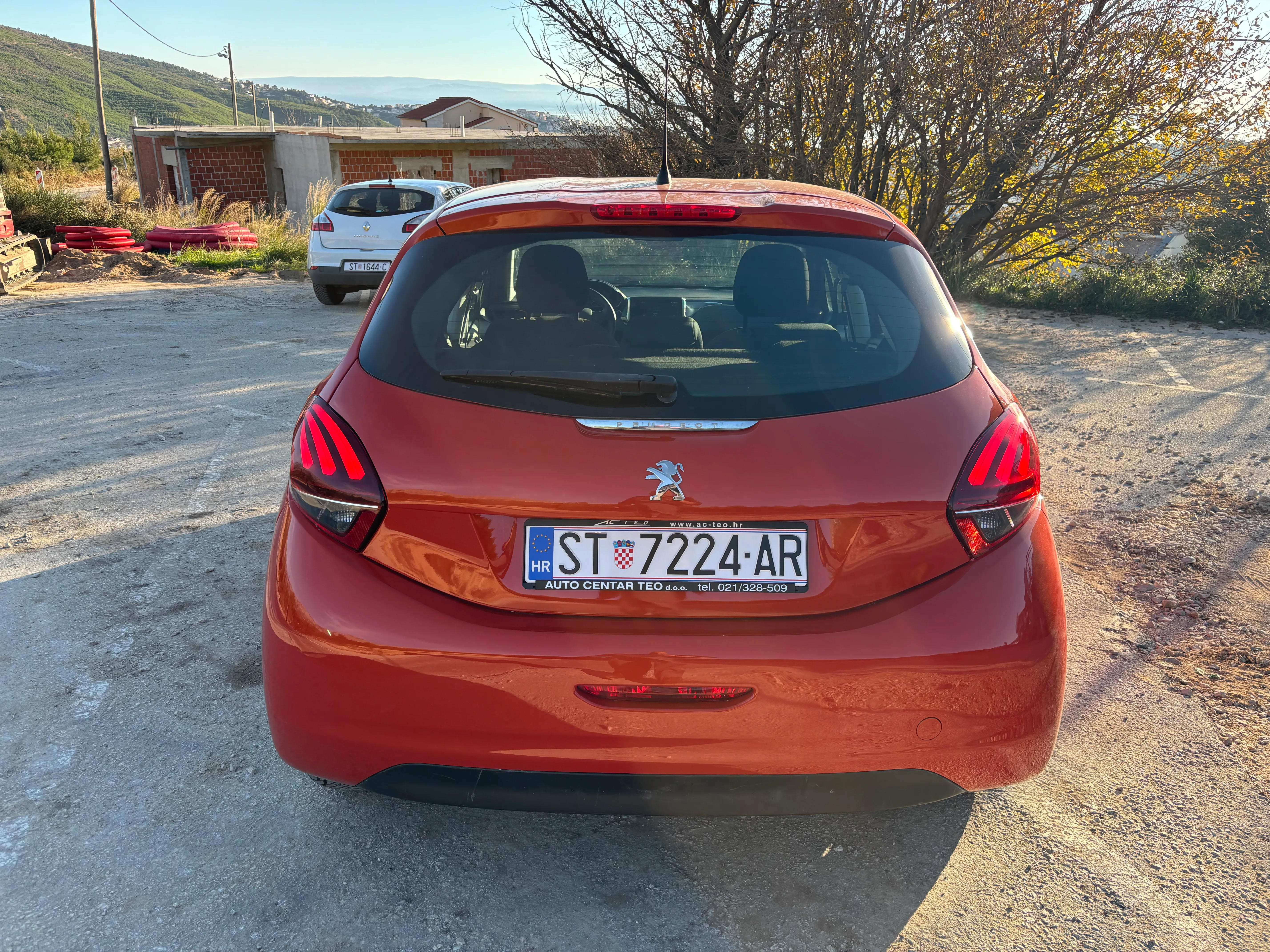 peugeot 208 1.5hdi - slika 4